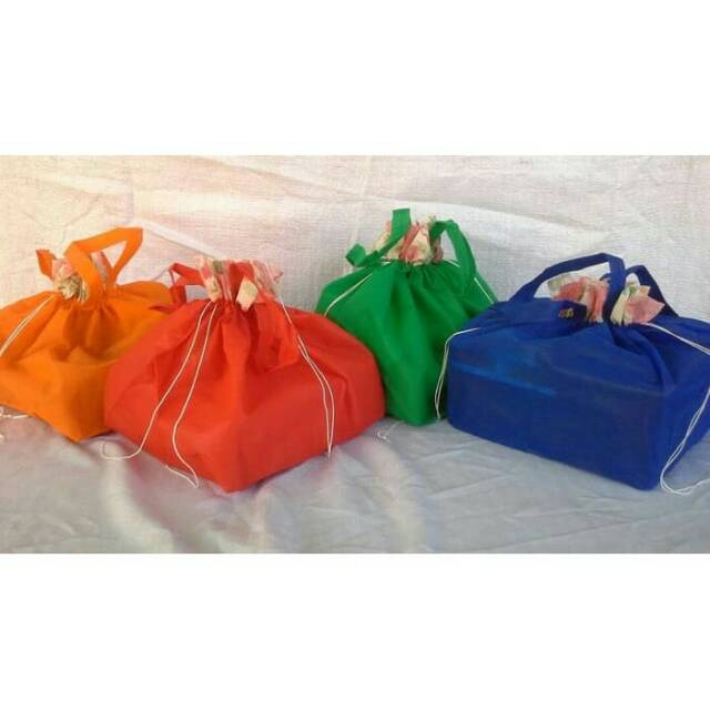 

MarMon,Tas serut 22c22 goodie bag souvenir wedding ultah