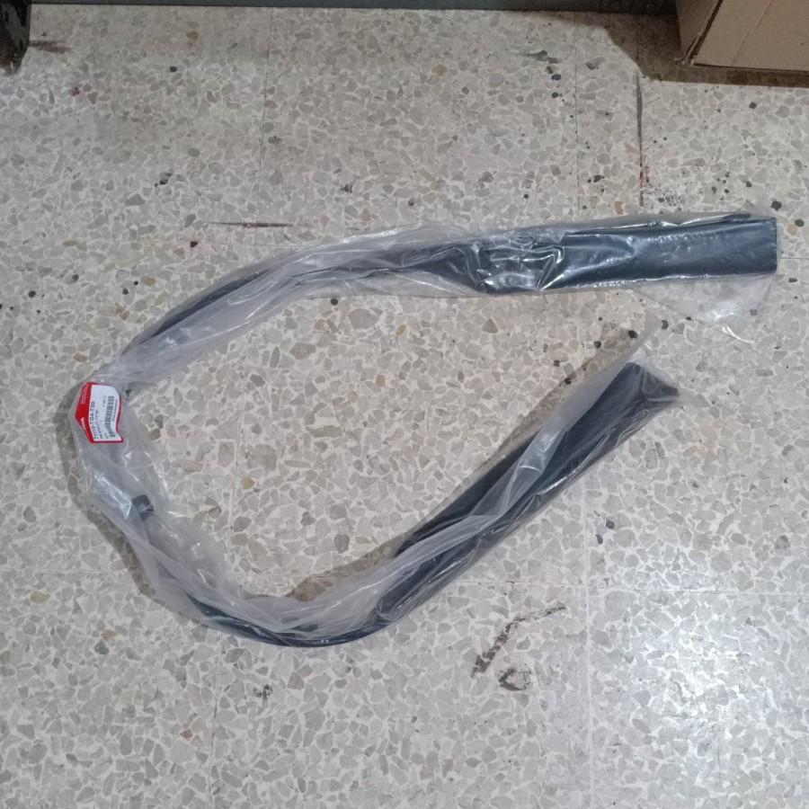Lidah Bumper Depan HND BRIO 2013-2024 .