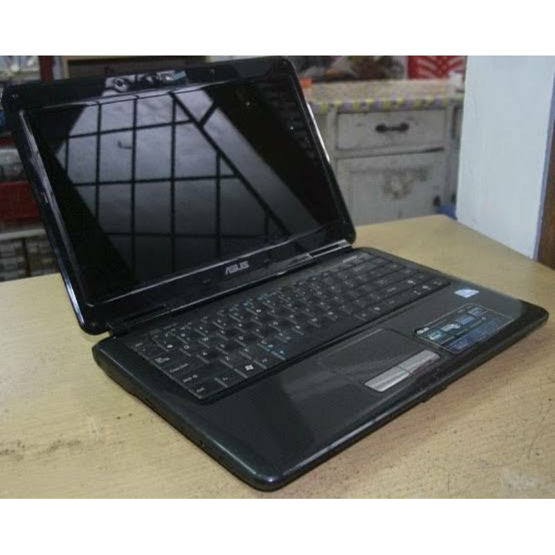 Asus Laptop bekas