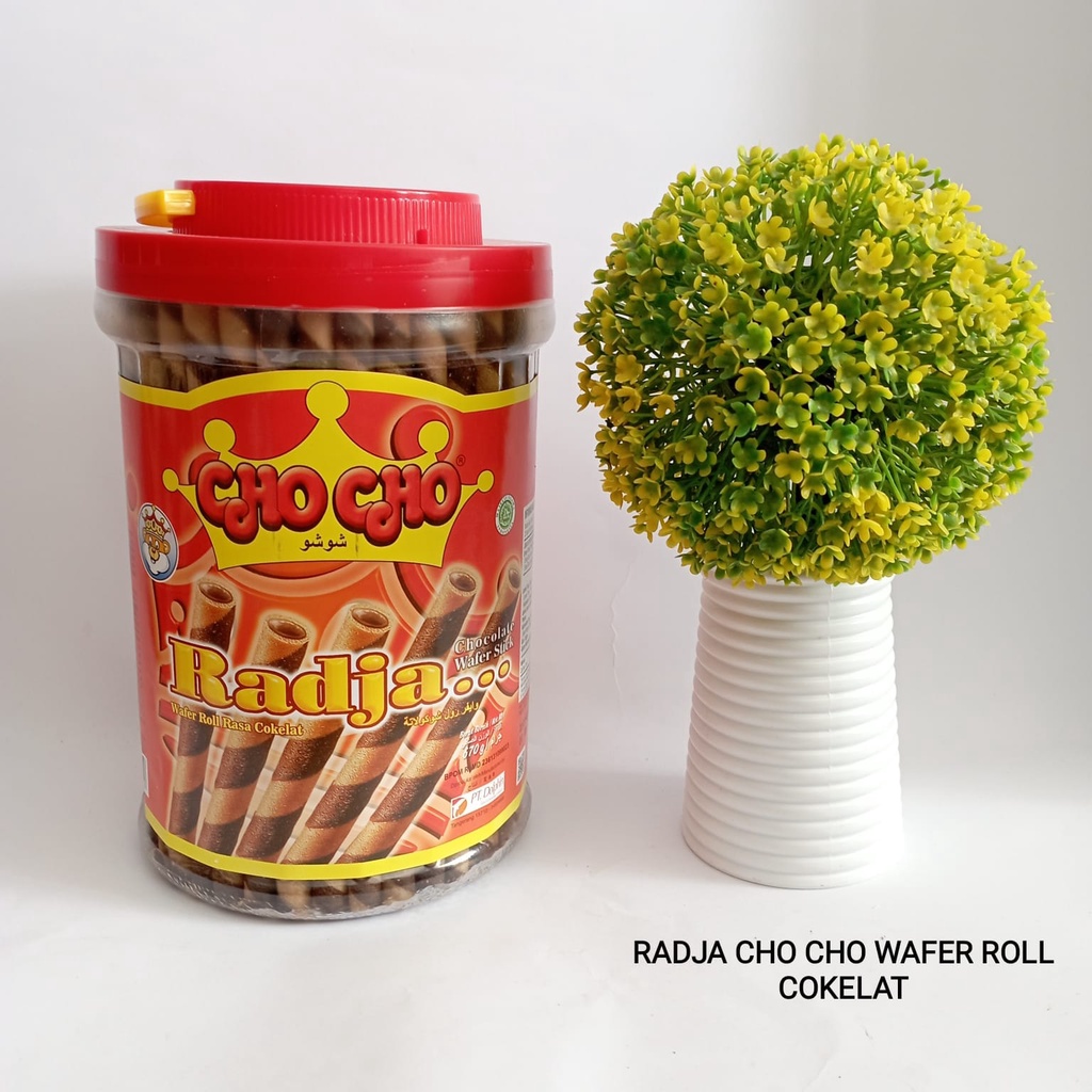 

PROMO ASTOR RADJA CHO CHO TOPLES 670 GRAM - Astor Radja/Astor Radja Cho Cho/Wafer Roll Radja/Astor Toples/Wafer Roll Cokelat