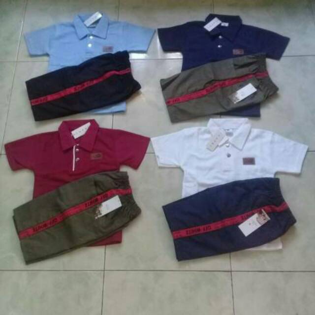 Kaos kerah anak celna off white