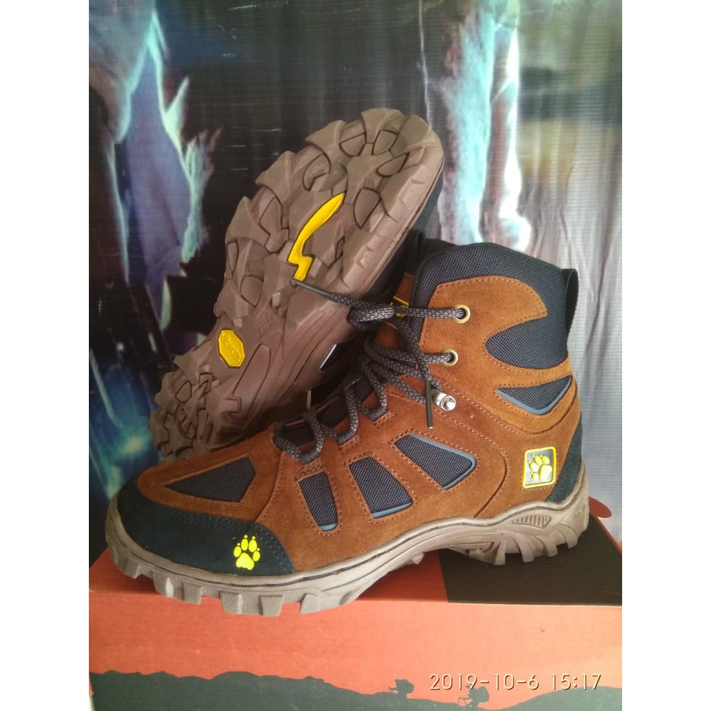 Sepatu Gunung Jack Wolfskin