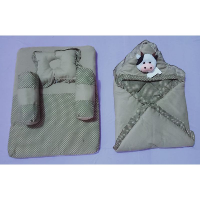 kasur matras + selimut bayi