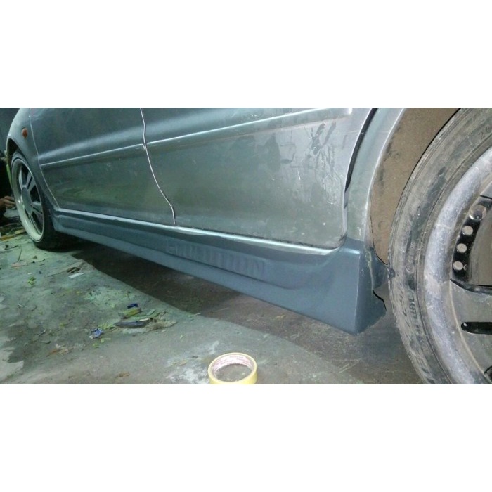 sideskirt dan add on belakang lancer evo 3 bahan duraflex berkualitas dan tebal