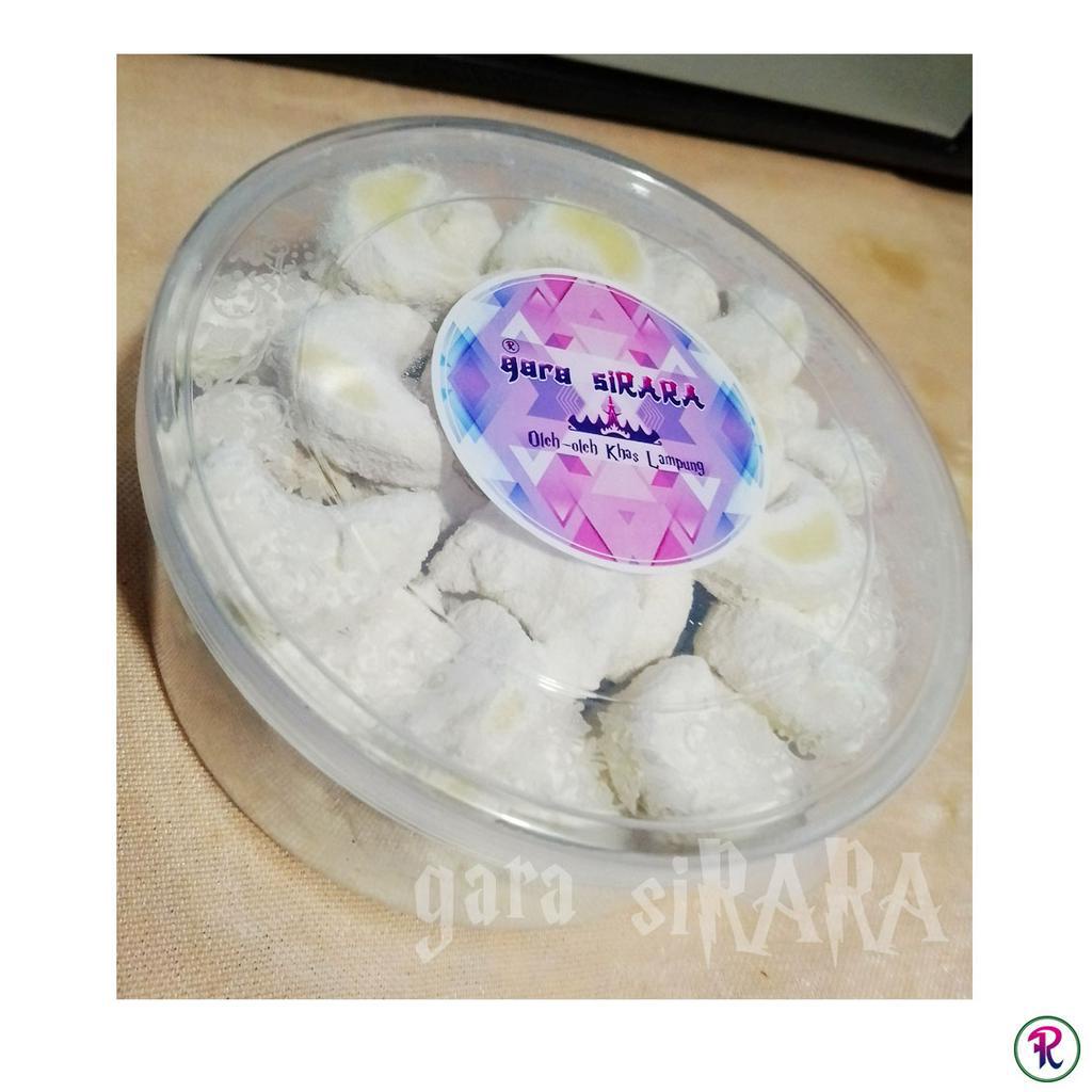 

Oleh Oleh Khas Lampung Kue Kering Lebaran Putri Salju 500gr