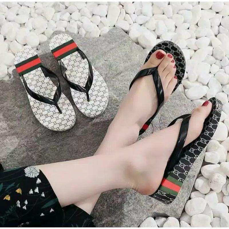 Sepatu Wanita Wedges Weges Wanita One Love Original Branded Sepatu Wanita Tanpa Tali Sepatu Platform