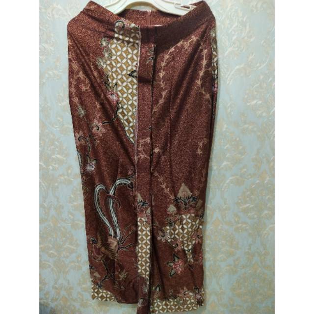 (Preloved)  Rok Kebaya Batik Sutera
