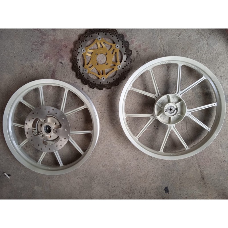 velg daytona suzuki satria 2 tak  incloud cakram