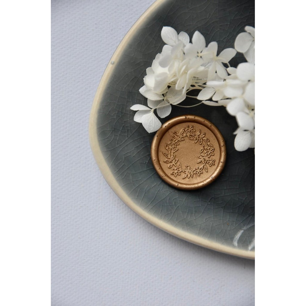 

Flower wreath Self Adhesive wax seal / seal wax coin siap pakai bebas pilih warna