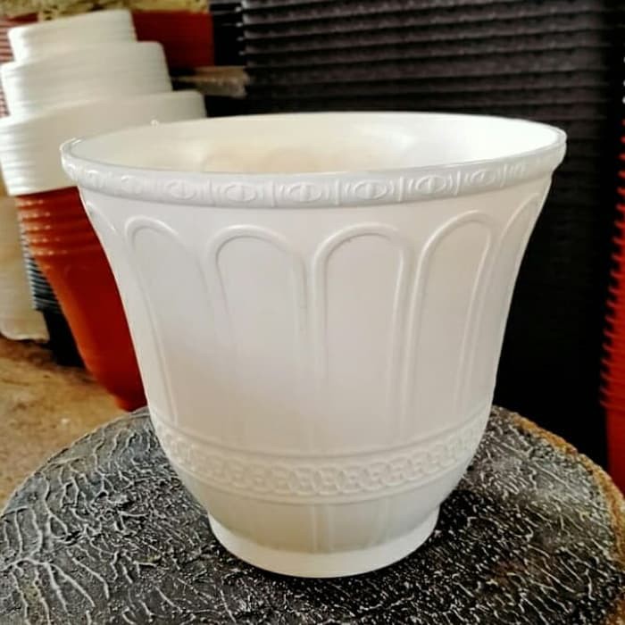 Pot Plastik Roma ukuran 30 cm - Pot Roma ukuran 30 cm Putih – pot tanaman diameter 30 cm
