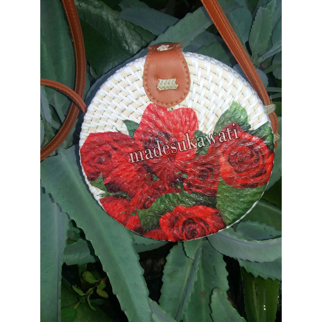 tas selempang rotan rattan lukis bali diameter 20cm