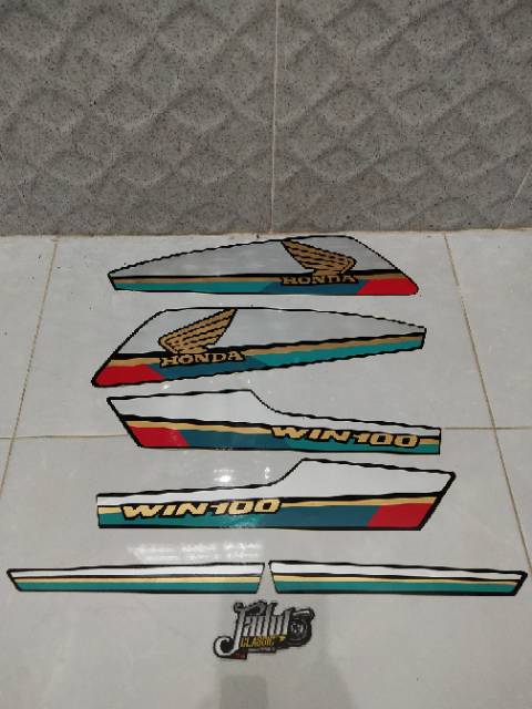 Striping honda win 100 sticker motor list body standar berkualitas terbaik