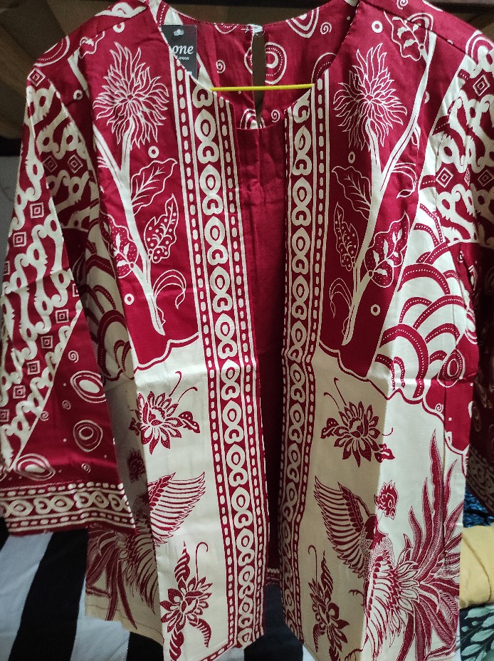 Hety Blouse  - Atasan Batik Wanita  -  242 Ht