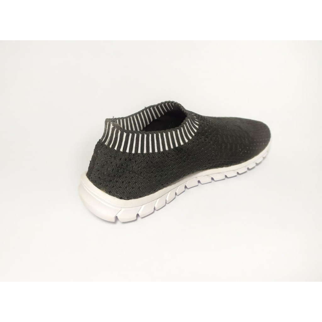 Ardiles sepatu sneakers wanita Bahan Import Tanpa Tali Mickleson Mytha Hitam Harga Murah