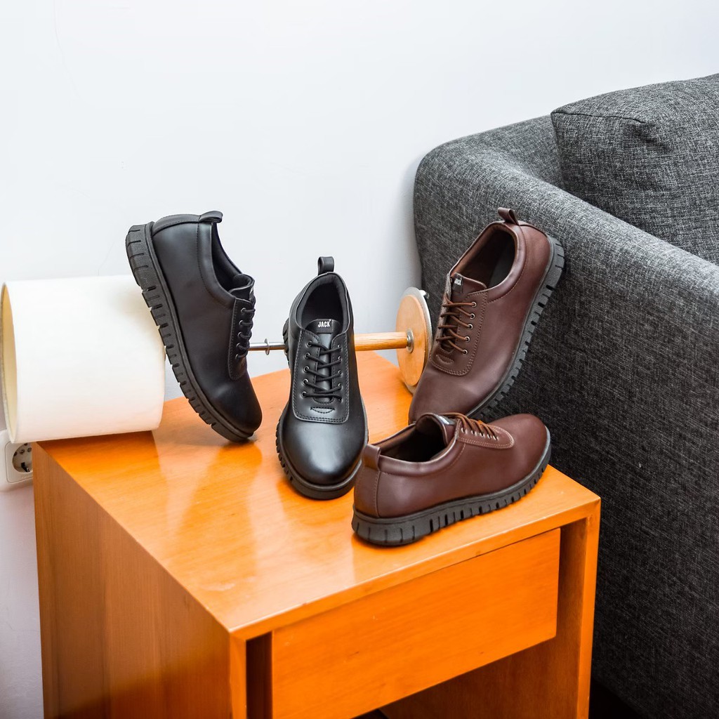 BRAVE BLACK - Sepatu Pantofel Pria Kulit Formal Kantor Kasual Kerja Kuliah Oxford - Pantopel