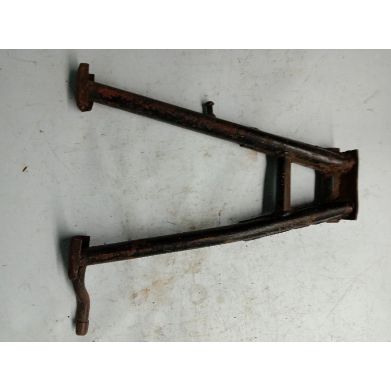 standar tengah jagrak standar 2 yamah RX king original