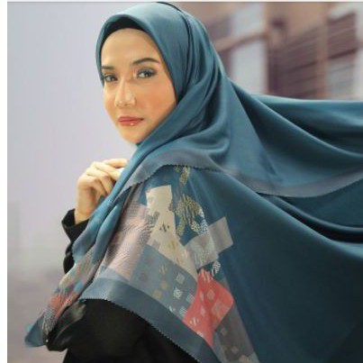 Deenay x zaskia sungkar urban blue