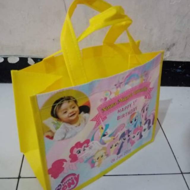 Tas goodiebag ultah / tas jinjing ulang tahun / tas custom