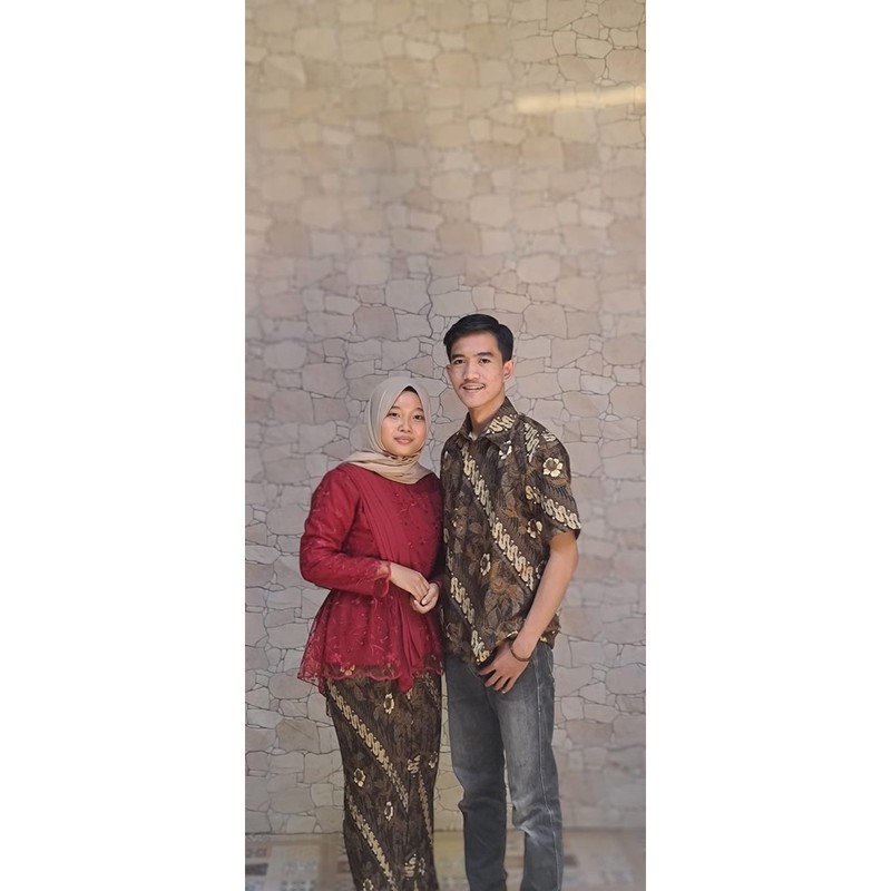 batik kebaya couple