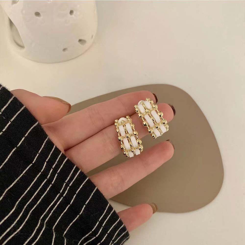 Mxbeauty Anting Hoop Trendi Temperamen Dikepang Gaya Wewangian Kecil Bulat Perempuan Korea Anting Hoop