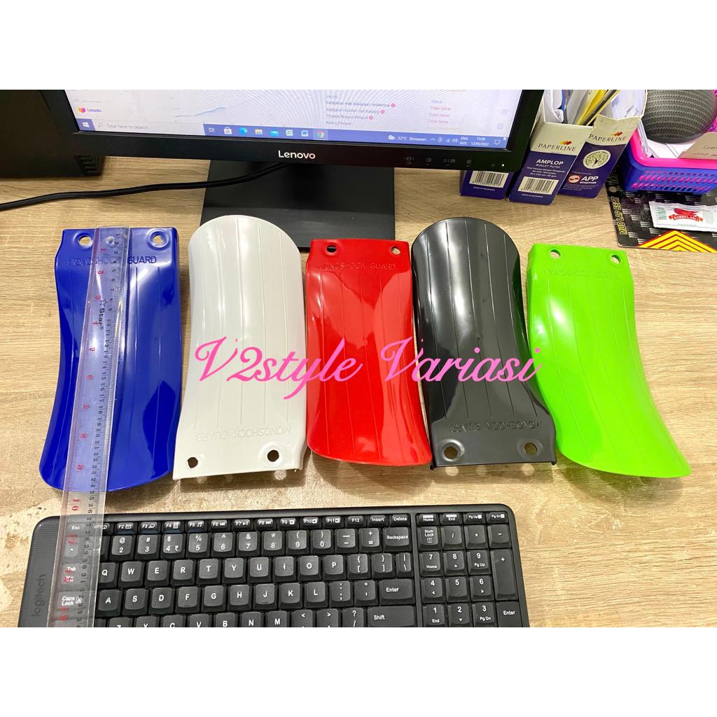 TUTUP COVER MONOSHOCK BELAKANG kawasaki  KLX 150 250 BF DTRACKER MUDFLAP PENAHAN LUMPUR MONO SHOCK BELAKANG COVER SHOCK KLX D TRACKER MERAH HIJAU PUTIH BIRU KUNING HITAM ORANGE MUDFLAP PENAHAN LUMPUR AKSESORIS KLX