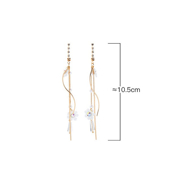 LRC Anting Tusuk Fashion Gold Diamond Lace Flower Earrings F60187