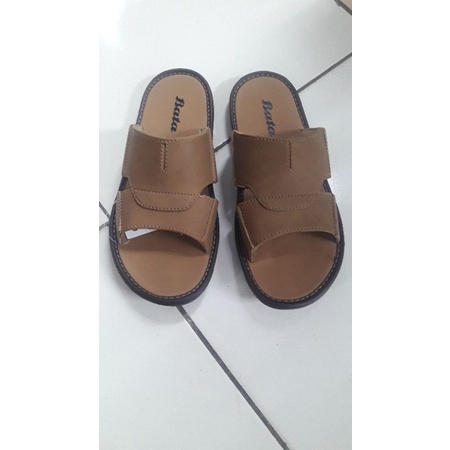 sendal pria bata