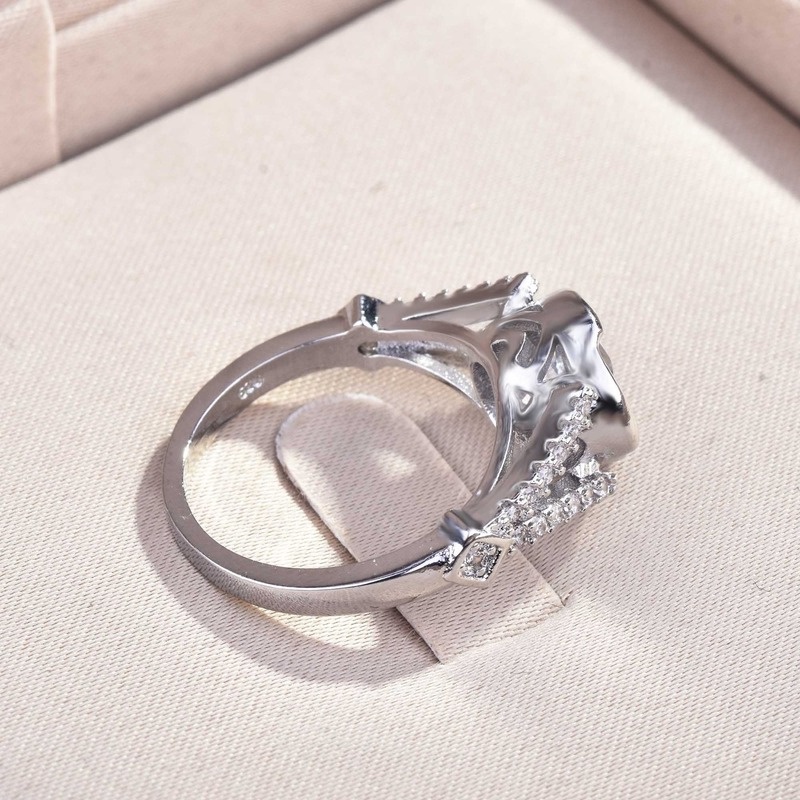 Hot Sale Inlaid Mosanite Diamond Ring Square Diamond Ring