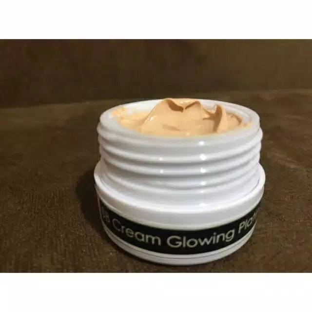 BB CREAM GLOWING SPF 50 FOUNDATION COVERAGE CUSHION KRIM FARMA