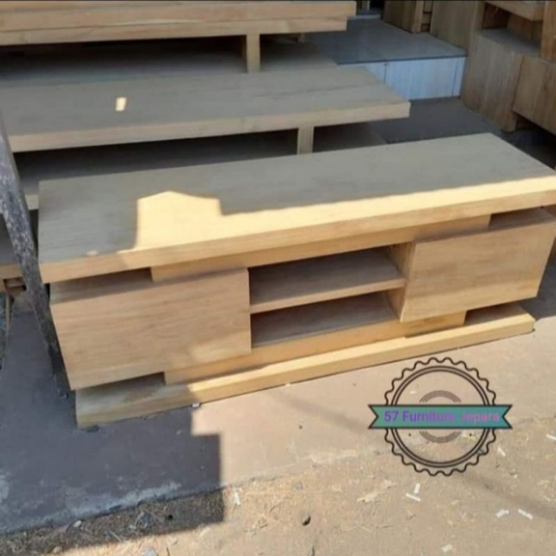 Bufet kaca mata kayu jati mentahan meja tv model sederhana