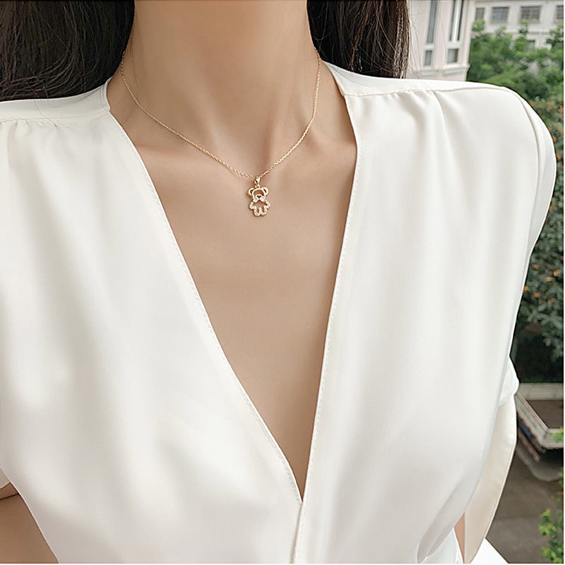 Fashion Necklace Jewelry Newest Alloy Gold Zircon Bowknot Rhinestone Bear Pendant Necklace