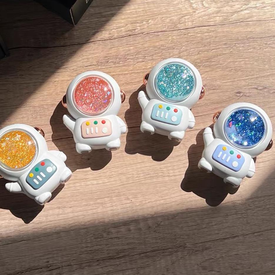 Kipas Angin Mini Portable Karakter Astronaut Cute Fan 1500mah Kapasitas Besar Charge Usb 2-Speed Ang