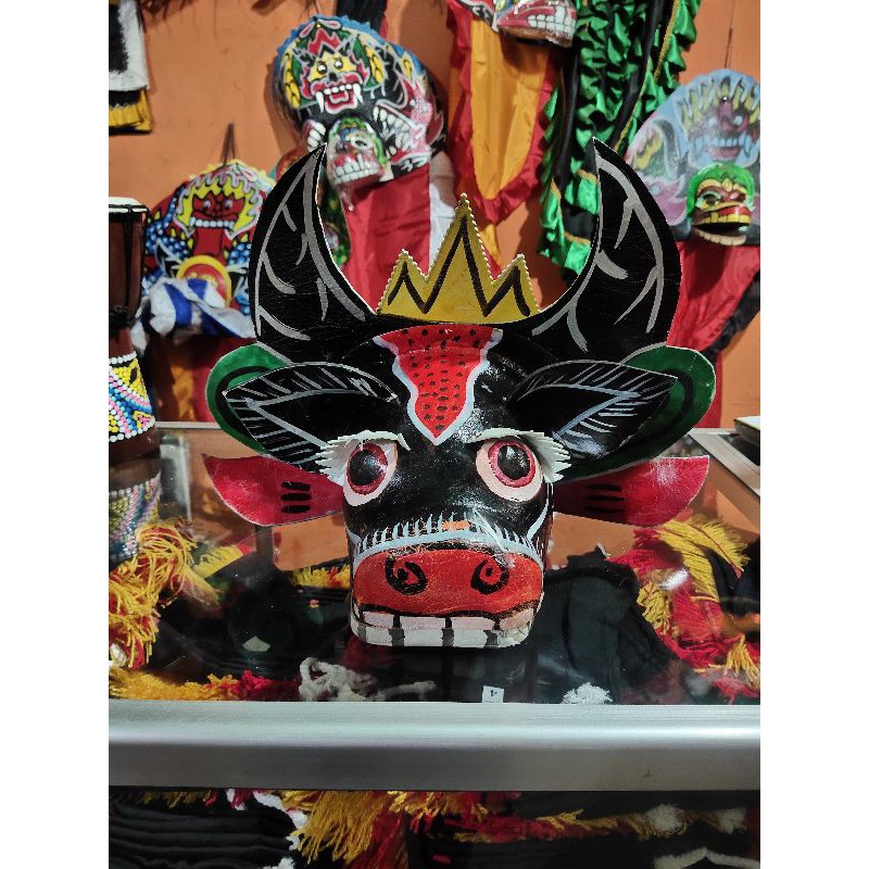 bantengan anak / bantengan / barongan / caplokan / kucingan / reog / ganongan / topeng ganong /pecut