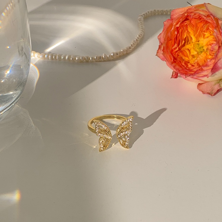 Cincin Model Terbuka Desain Kupu-Kupu Aksen Berlian Zirkon Transparan Gaya Korea Untuk Aksesoris Pesta