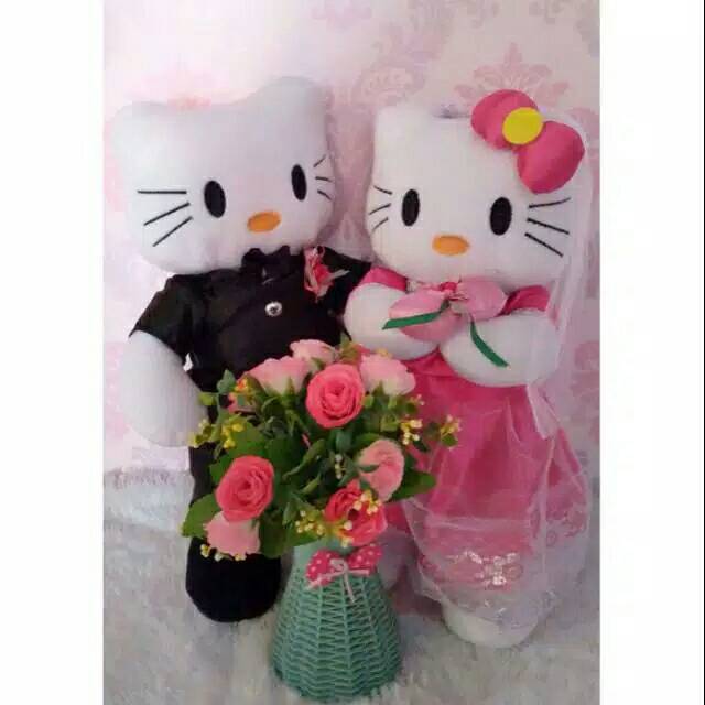 Sepasang boneka wedding hello kitty