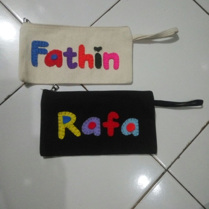 

Trendi Tempat Pensil Nama Flanel Gilaa!!!