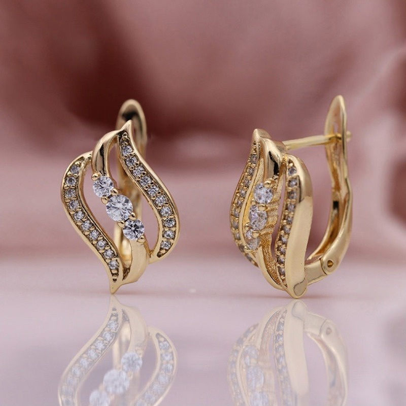 Anting Tusuk Gantung Wanita Desain Lingkaran Hollow Hias Zircon Warna Rose Gold Untuk Pesta Pernikahan