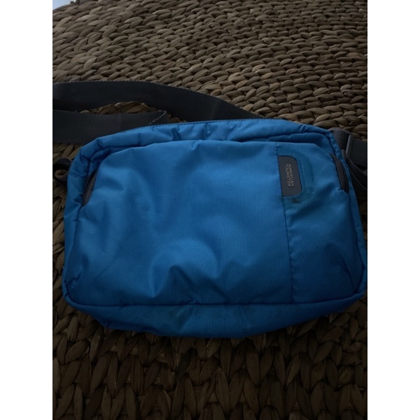 american tourister bag