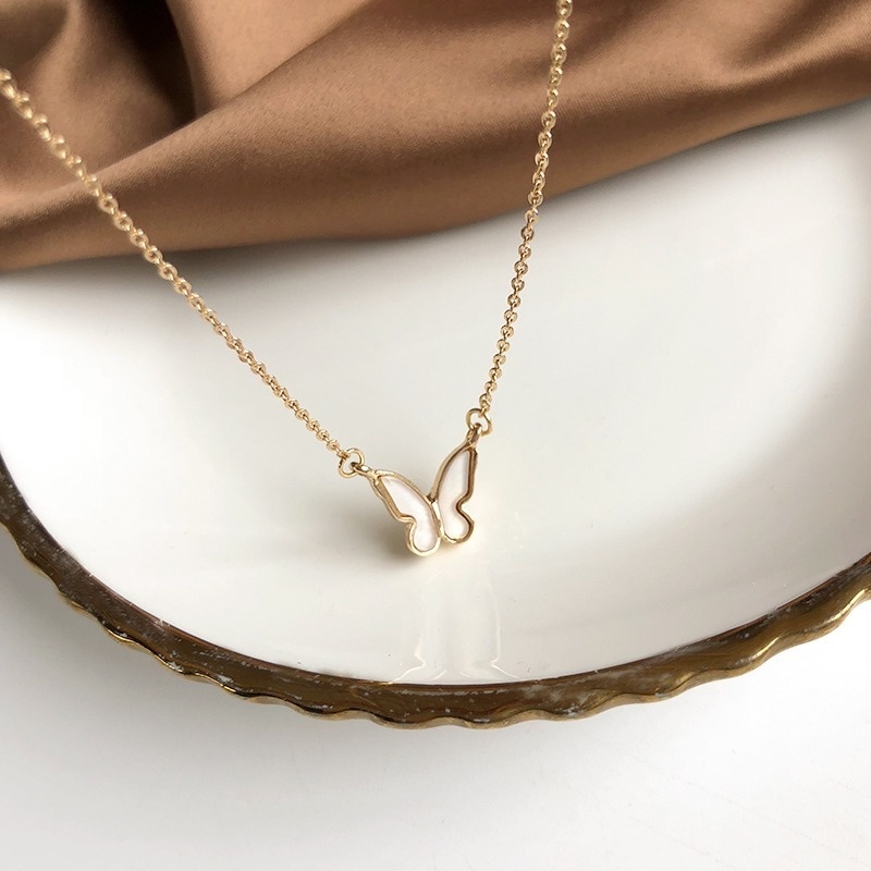 Magic789 Kalung Rantai Liontin Kupu-Kupu Retro Lapis Emas 14K Untuk Wanita