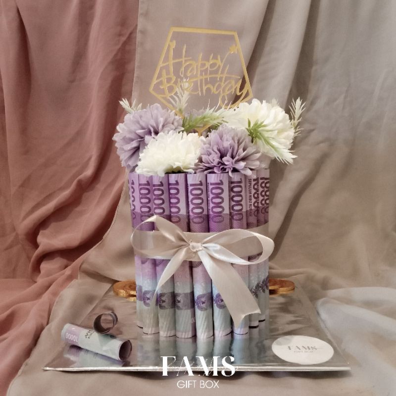 Money Cake / Kue Ulang Tahun / Kue Uang / Gift Box