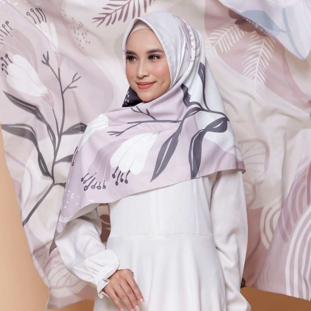 KERUDUNG SEGI EMPAT PRINTING MOTIF JILBAB SEGIEMPAT HIJAB SEGIEMPAT SCARF GYANDRA