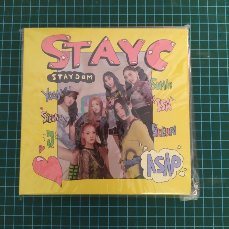 STAYC STAYDOM ALBUM UN SEALED