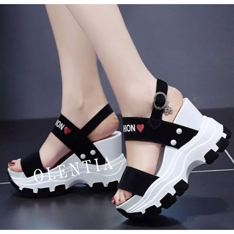 Sandal Wanita Wedges fashion hak tinggi AS 01