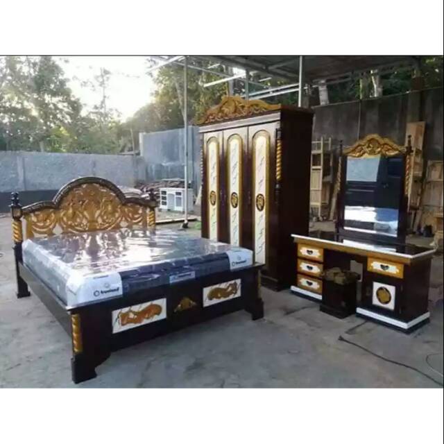 Set kamar tidur ll lemari ll tempat tidur ll meja rias
