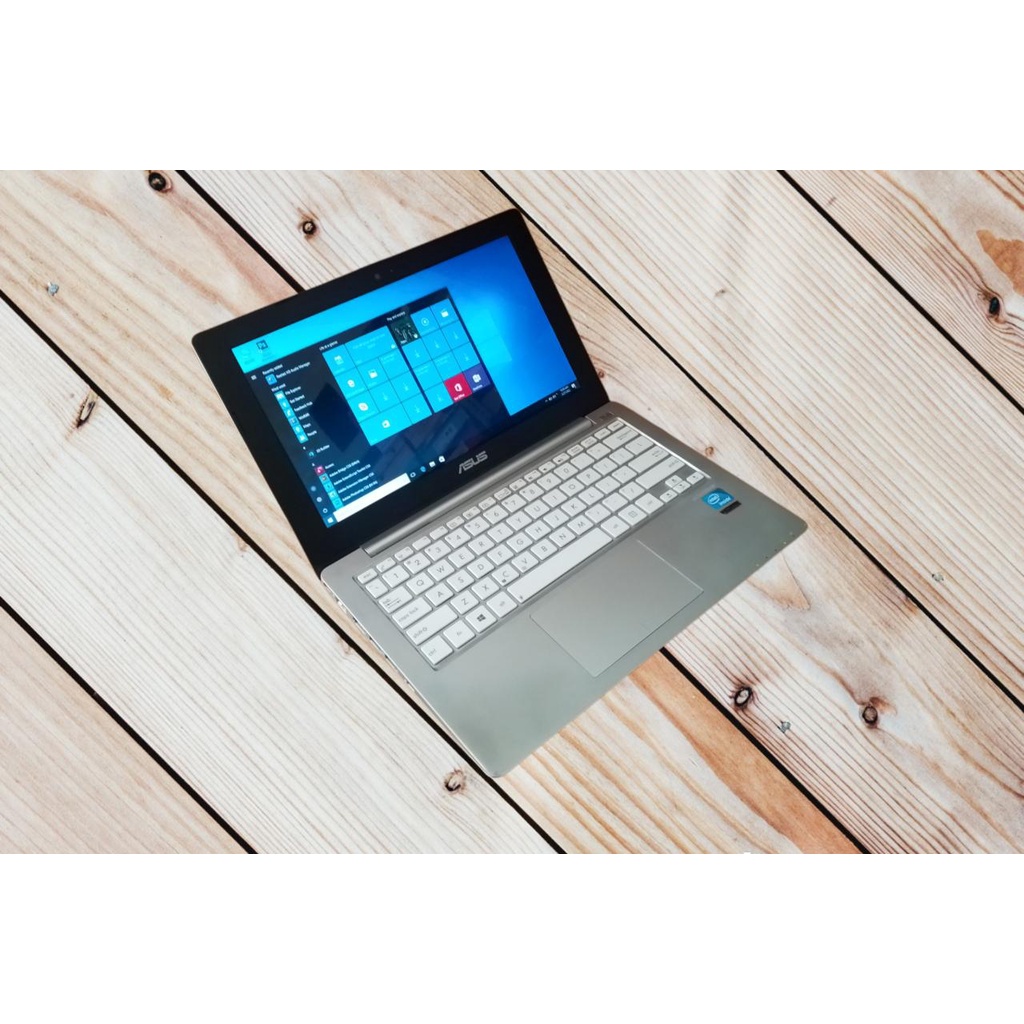 NOTEBOOK  SECOND ASUS 12 INC RAM 4 GB GENERASI BARU WINDOWS10  SIAP PAKAI