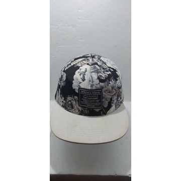 Topi bekas snapback tiping
