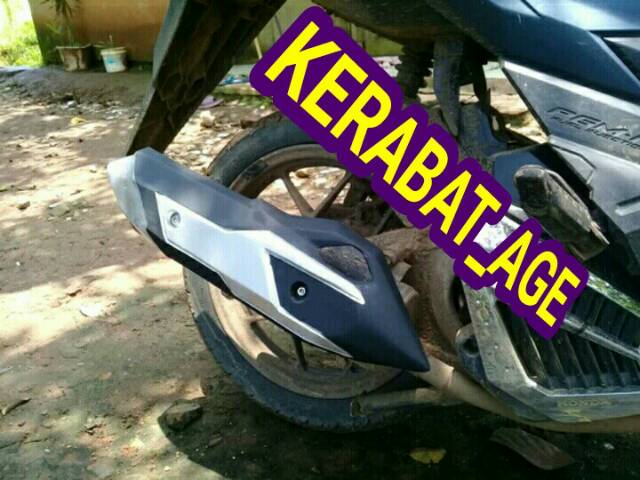 COVER TAMENG KENALPOT VARIO 125 &amp;150 CUSTOM FIBERGLAS