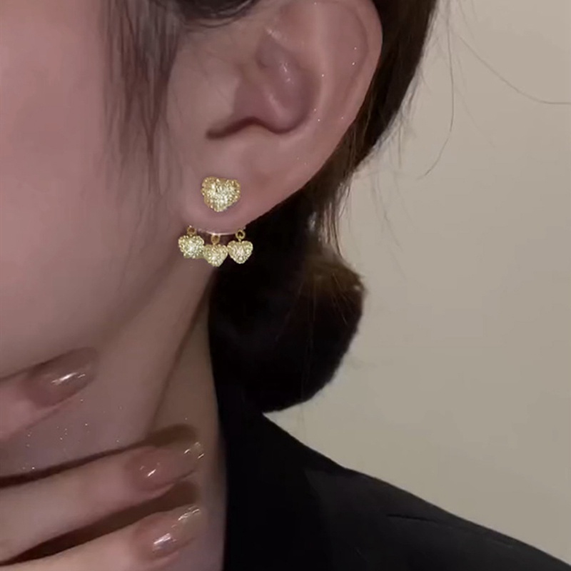 Anting Stud Rumbai Bentuk Hati Aksen Berlian Imitasi