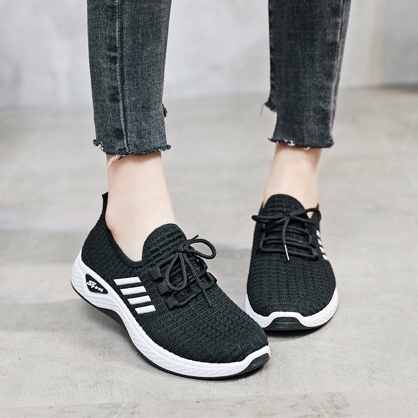 Sepatu Sneakers Running Wanita Fashionable - A-8