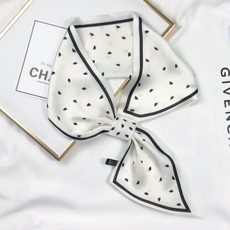 Scraft syal Dongdaemun Korea Selatan baru gaya titik gelombang kelopak kecil kecil persegi syal syal sutra silk scarf wanita silk leher Fashion import Polka dots hitam